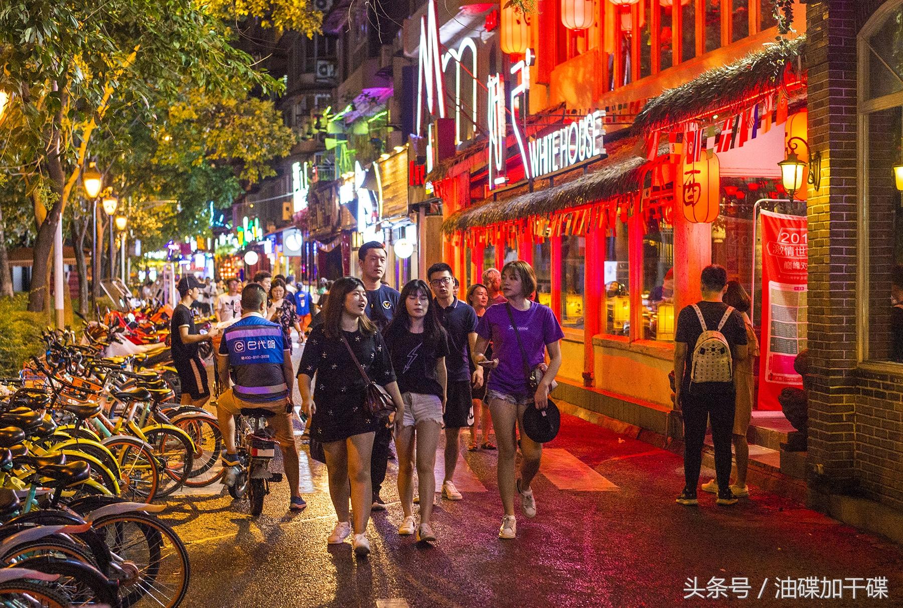 世界杯奖金多少人民币？揭秘足球盛宴背后的经济账