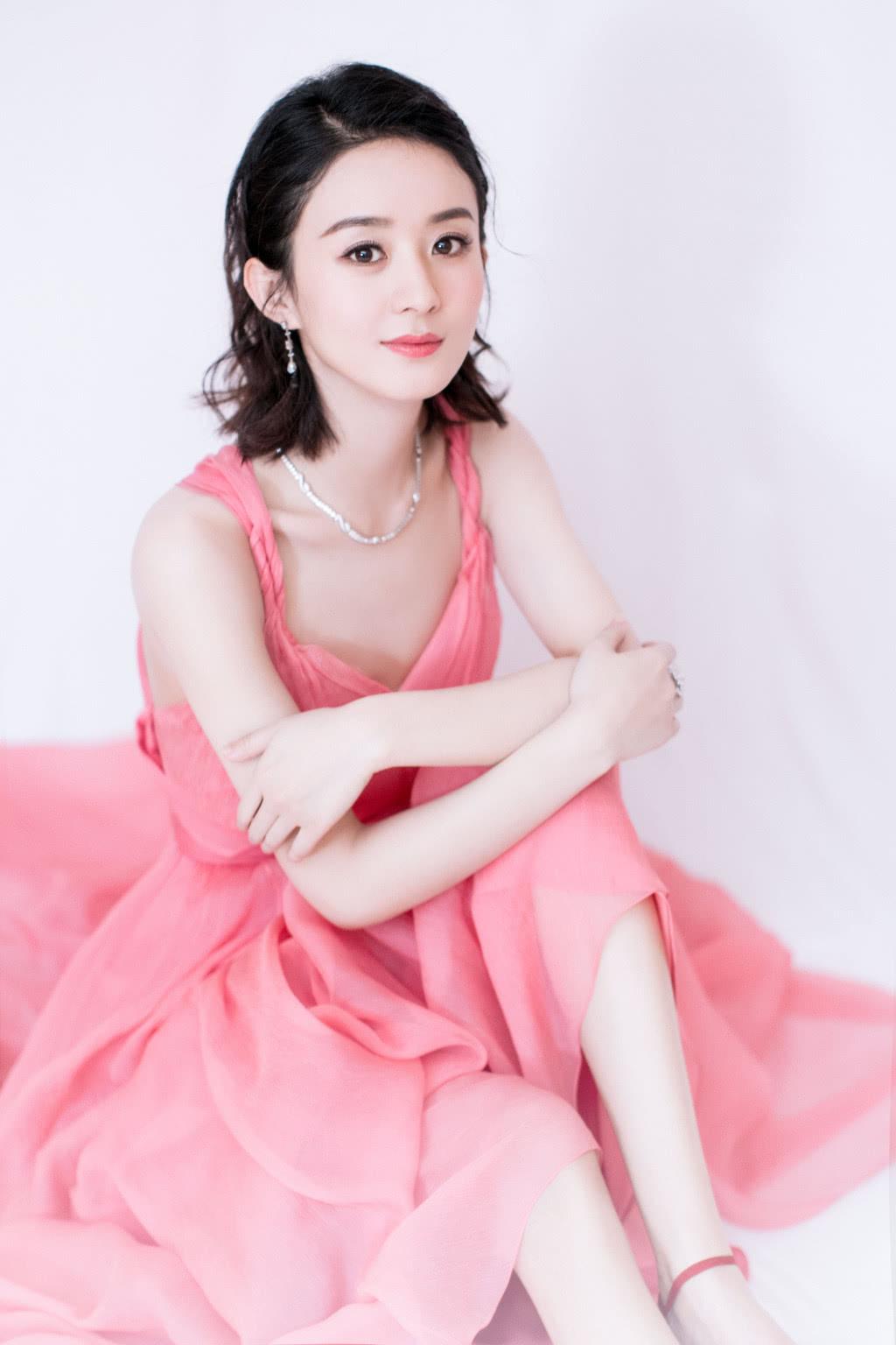 那根蜡烛烧了365天，我才看懂一周年视频里的自己